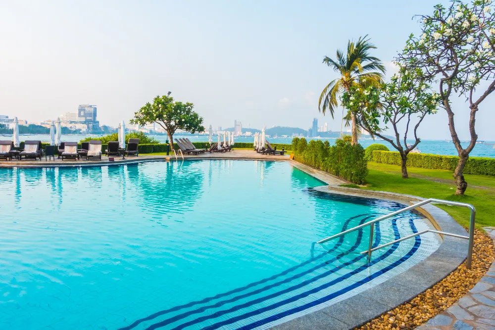 Luxury Swimming Pool